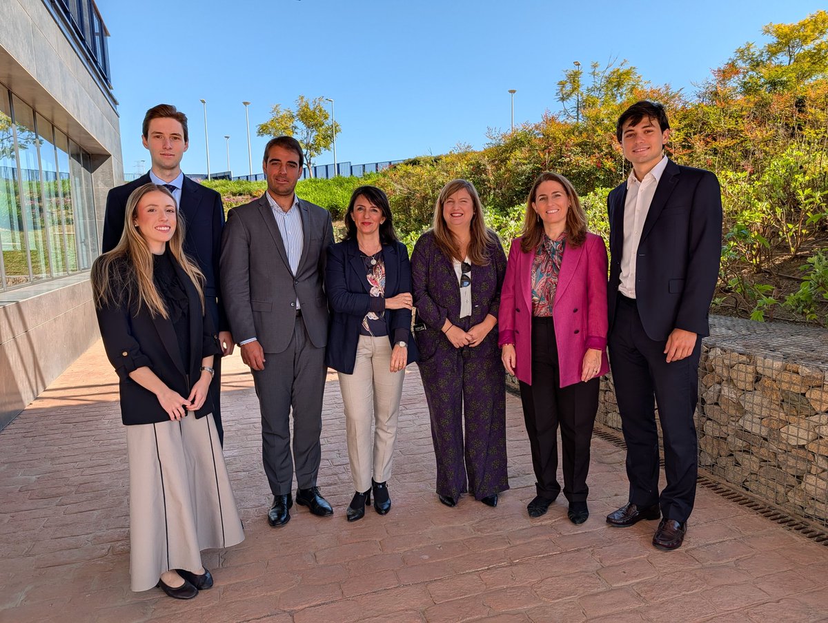 Universidad Loyola tweet media