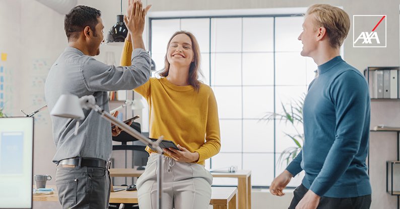 AXA España tweet media