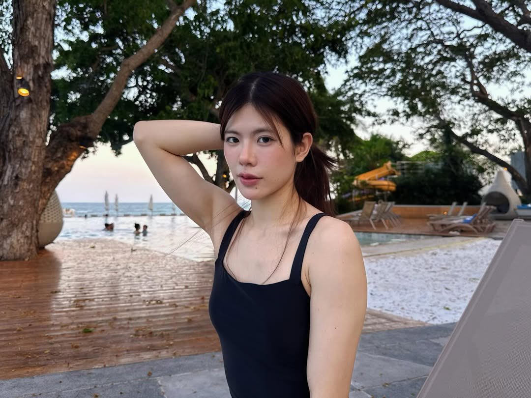WEEweerayaFC's tweet photo. 🫧🌅
❤︎ weewrya | IG Post
— #weewrya 🌝🌷
🩱 : #whenwesummer
💌 ติดต่องานน้องวี วีรยาได้ที่;
🔗https://t.co/aHVKtpbfXu
𝐅𝐨𝐥𝐥𝐨𝐰 𝐖𝐄𝐄: https://t.co/CRimavLazA
X : @whoRwee_ https://t.co/IRMbstpeYj