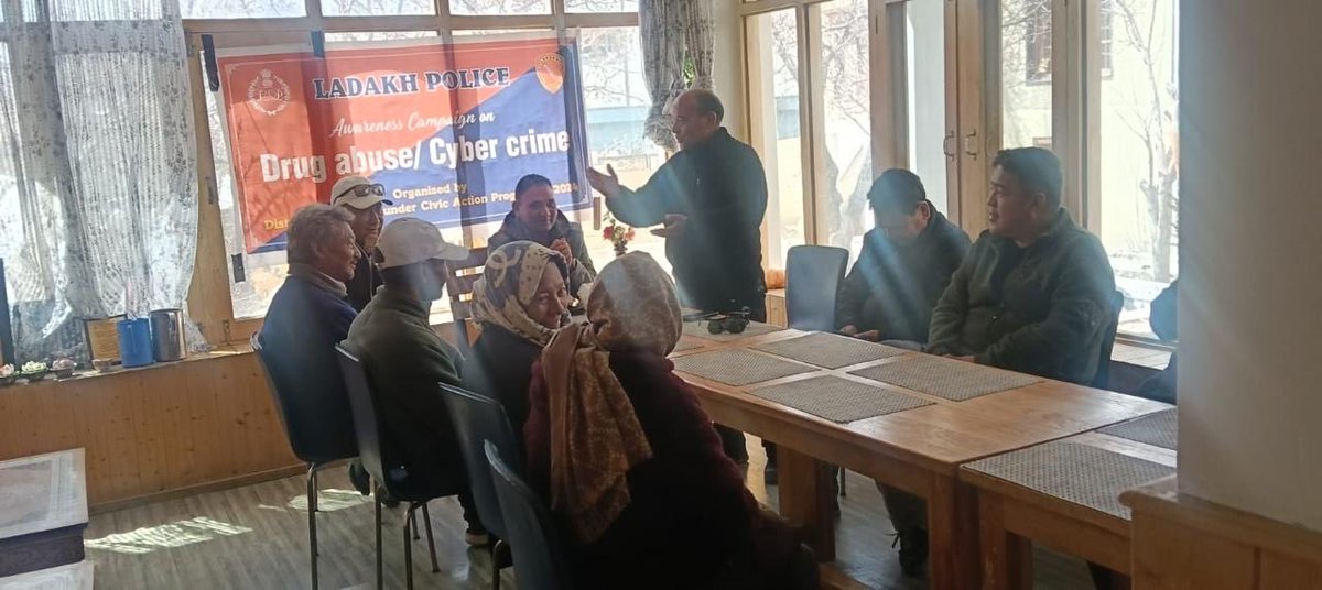 NubraPolice's tweet photo. PS Nubra conducted a PCPG meeting with hotel &amp; guest house owners of Tehsil Sumur.Discussions focused on tourist safety, visitor records,guest verification &amp; legal compliance.Emphasis on timely info sharing &amp; reporting suspiciousactivities.Strengtheningpolice public coordination. https://t.co/tfFGtyjykY