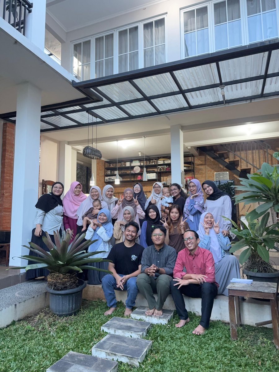 Muslimnesss's tweet photo. Keseruan Ramadhan with IKA 24🫶🏻📸 https://t.co/S0iap2yDj5
