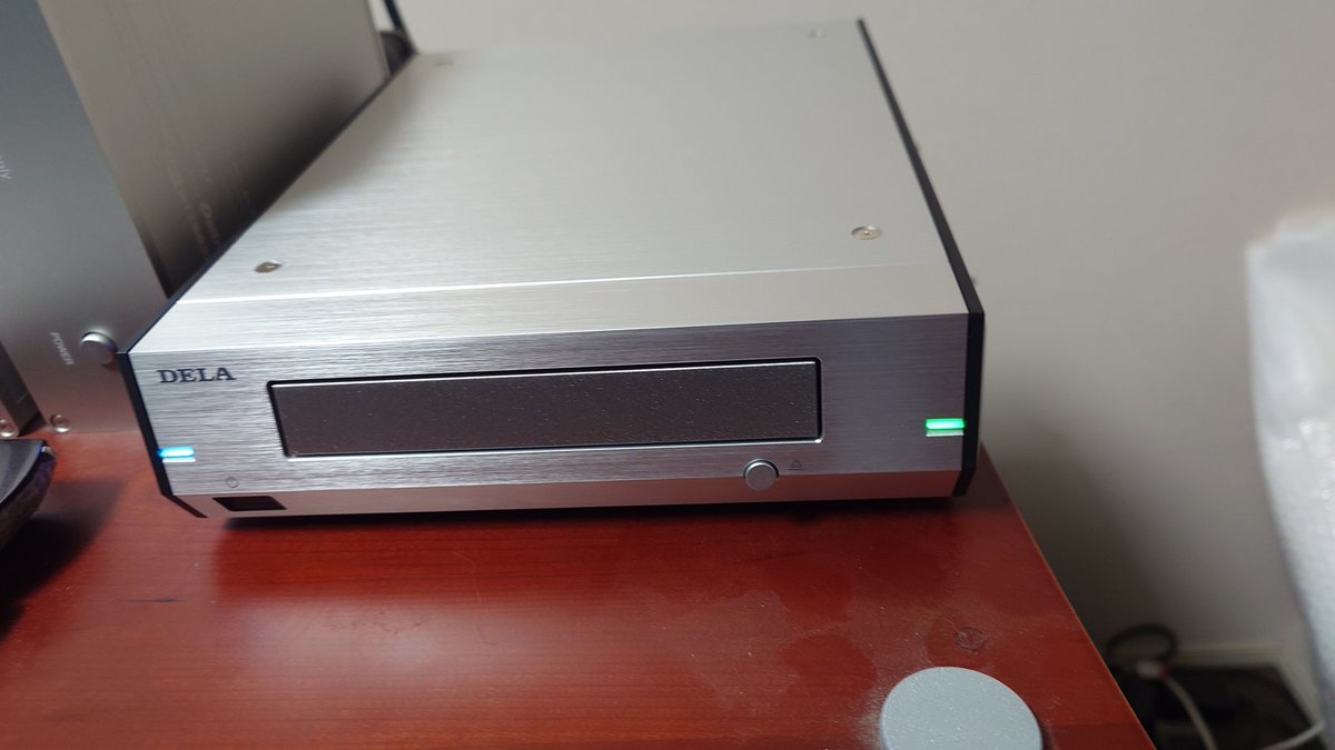 Ohmoriyosuke's tweet photo. パイオニアのドライブが品薄状態らしいので、DELAのD100を導入しました。
#DELA https://t.co/QP05fM8g3R