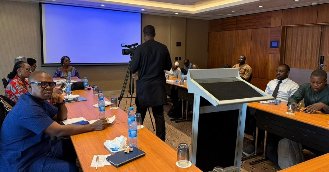 ISMPH- International Society of Media in Public He tweet media