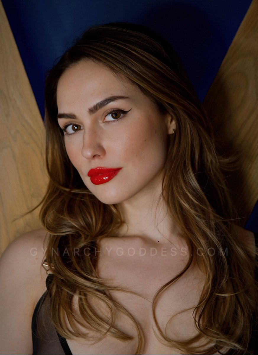 S E R E N A ✨ Gynarchy Goddess tweet media