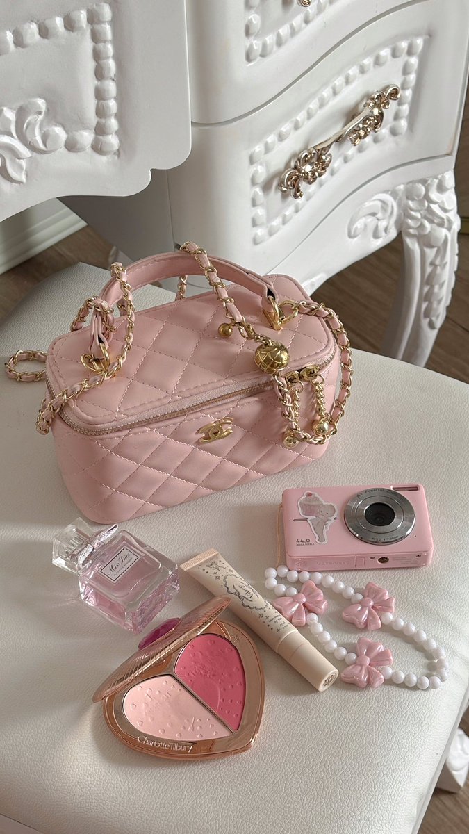 𝘉𝘢𝘺𝘥𝘢.⊹𝜗𝜚⋆ . tweet media