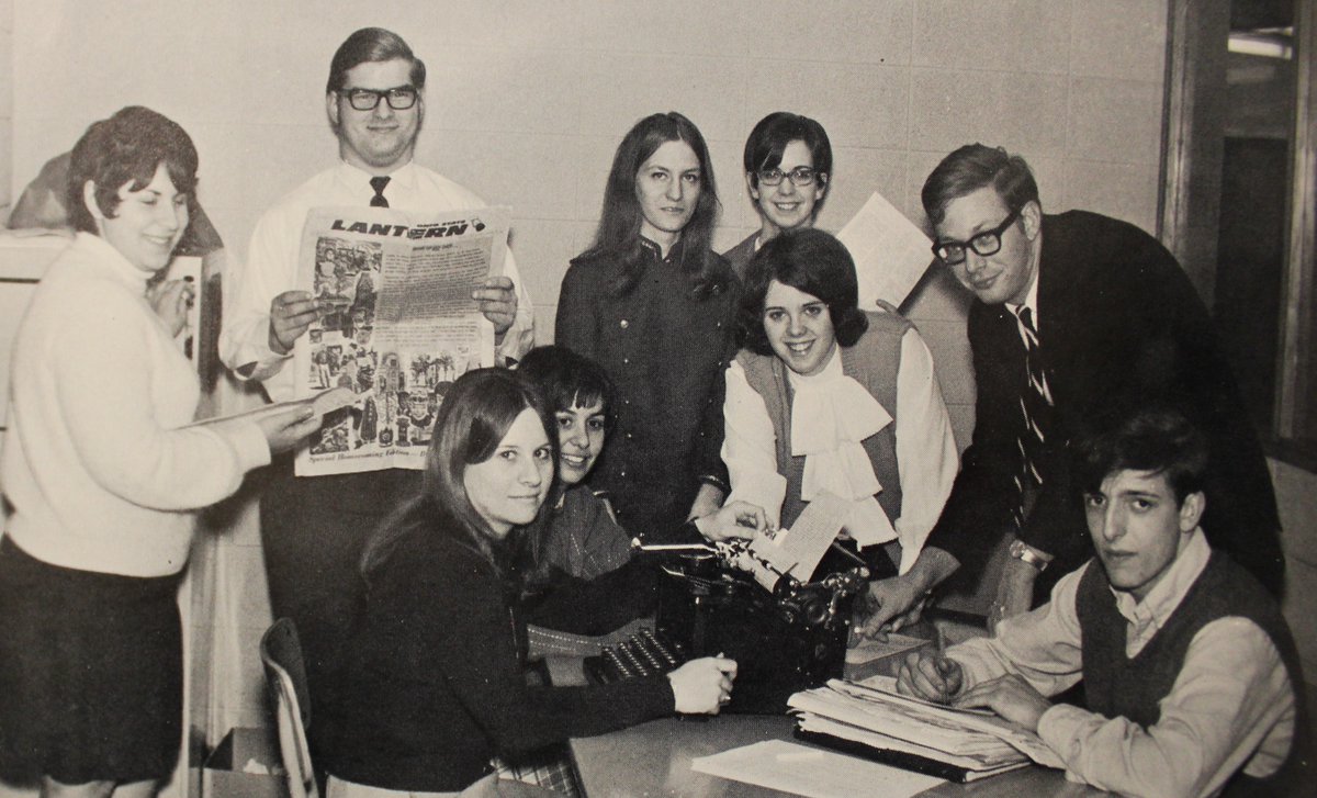 strongsvillecs's tweet photo. Click, clack… throwing it back! ⌨️ 

#ThrowbackThursday #ModelMustang #BeTheDifference #foreveramustang https://t.co/iEumwvxhq6