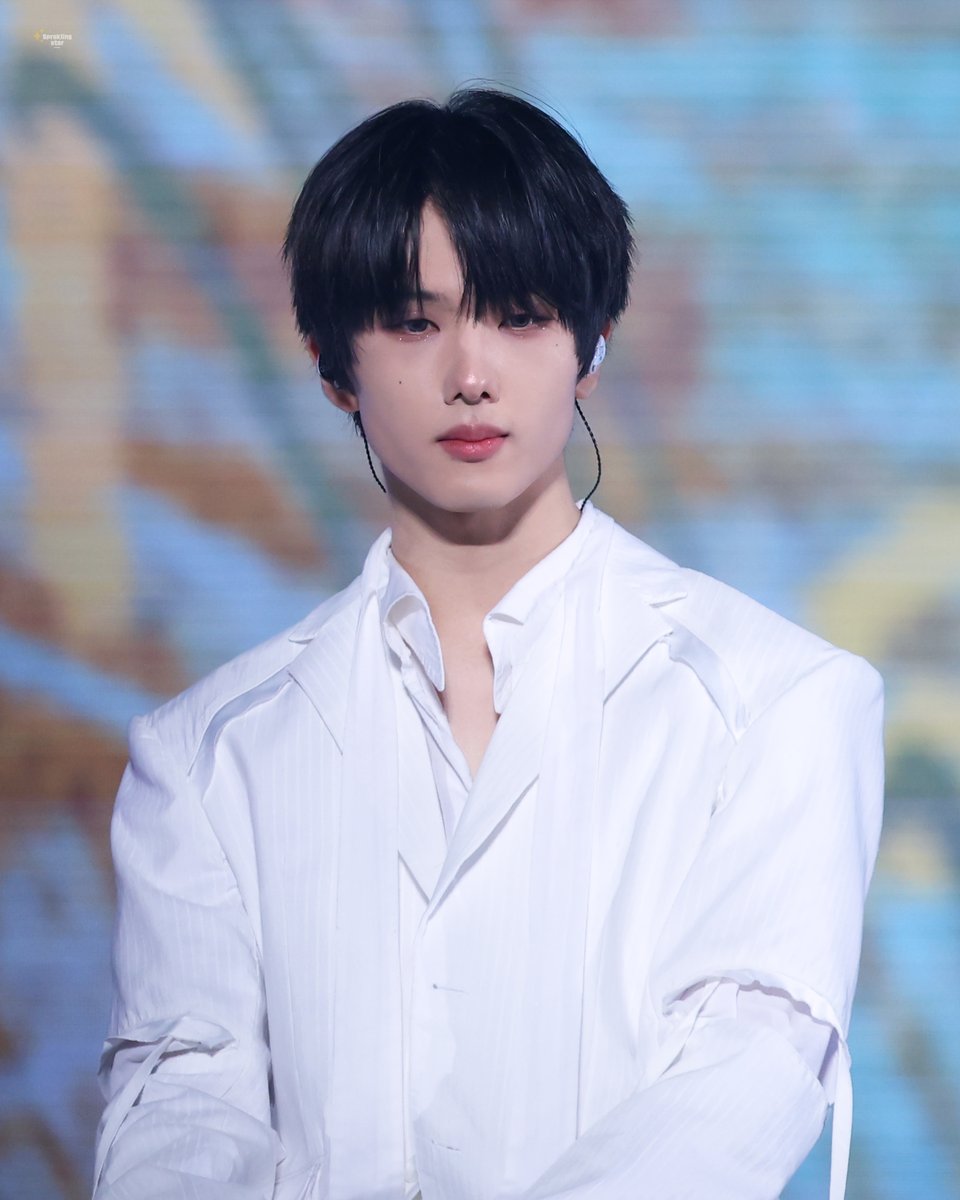 ๐๐ฉ๐ซ๐๐ค๐ฅ๐ข๐ง๐ ๐ฌ๐ญ๐๐ซ tweet media