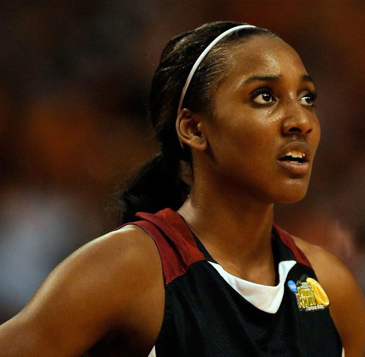 I talk hoops 🏀 tweet media