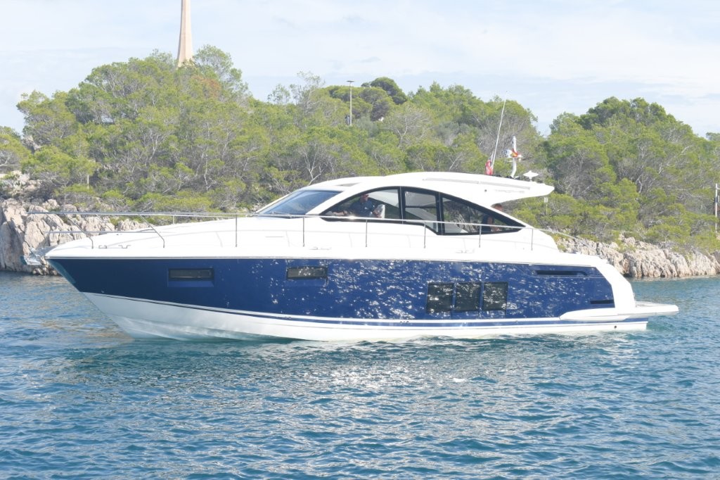 MarineUnltd's tweet photo. ⚓ 'Get Underway' with one of this week´s fantastic offers! 2014 Fairline Targa 48 OPEN, 2015 Chris Craft Launch 32 &amp; a 2013 Prestige 440S - Click to view this week´s offers!    sales@marineunltd.com   https://t.co/vc3Gs7t0Fi https://t.co/UUHuLdpGWu