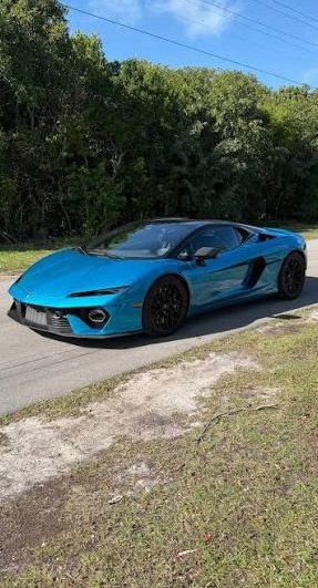 metroTM33's tweet image. #Lamborghini Temerario Blue