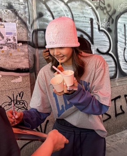 Star Chip tweet media