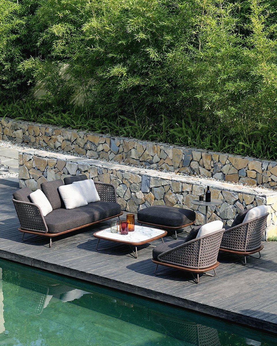 Dcconcept123's tweet image. The Zarina Outdoor Sofa Set ☁️

Alfresco living, reimagined. Clean architectural lines meet the ease of indoor comfort—because a garden should feel like an extension of the home, not an escape from it.

#OutdoorSofaSet #OutdoorLiving #GardenArmchair #AlfrescoLiving #Garden