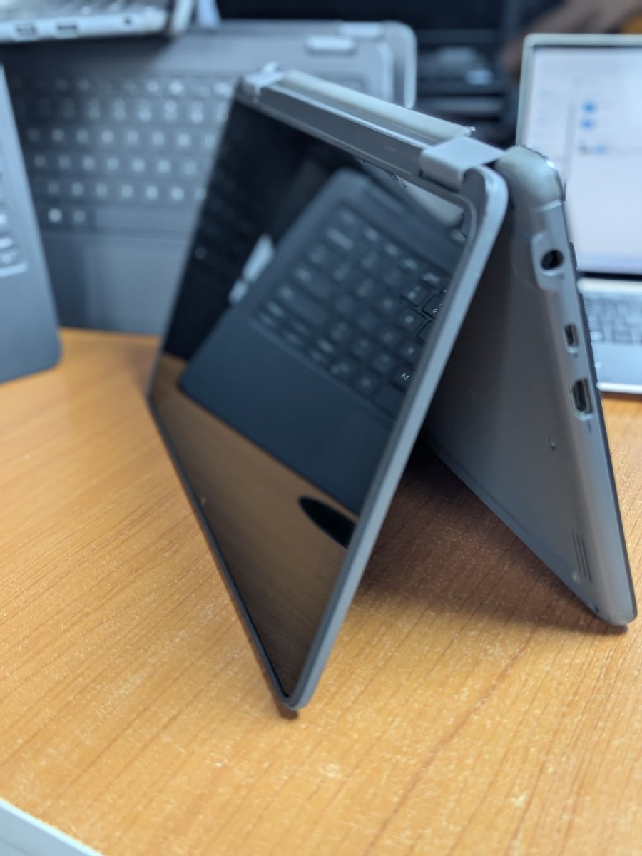 Maviatu 👞👟🥾🛍️🛒 tweet media