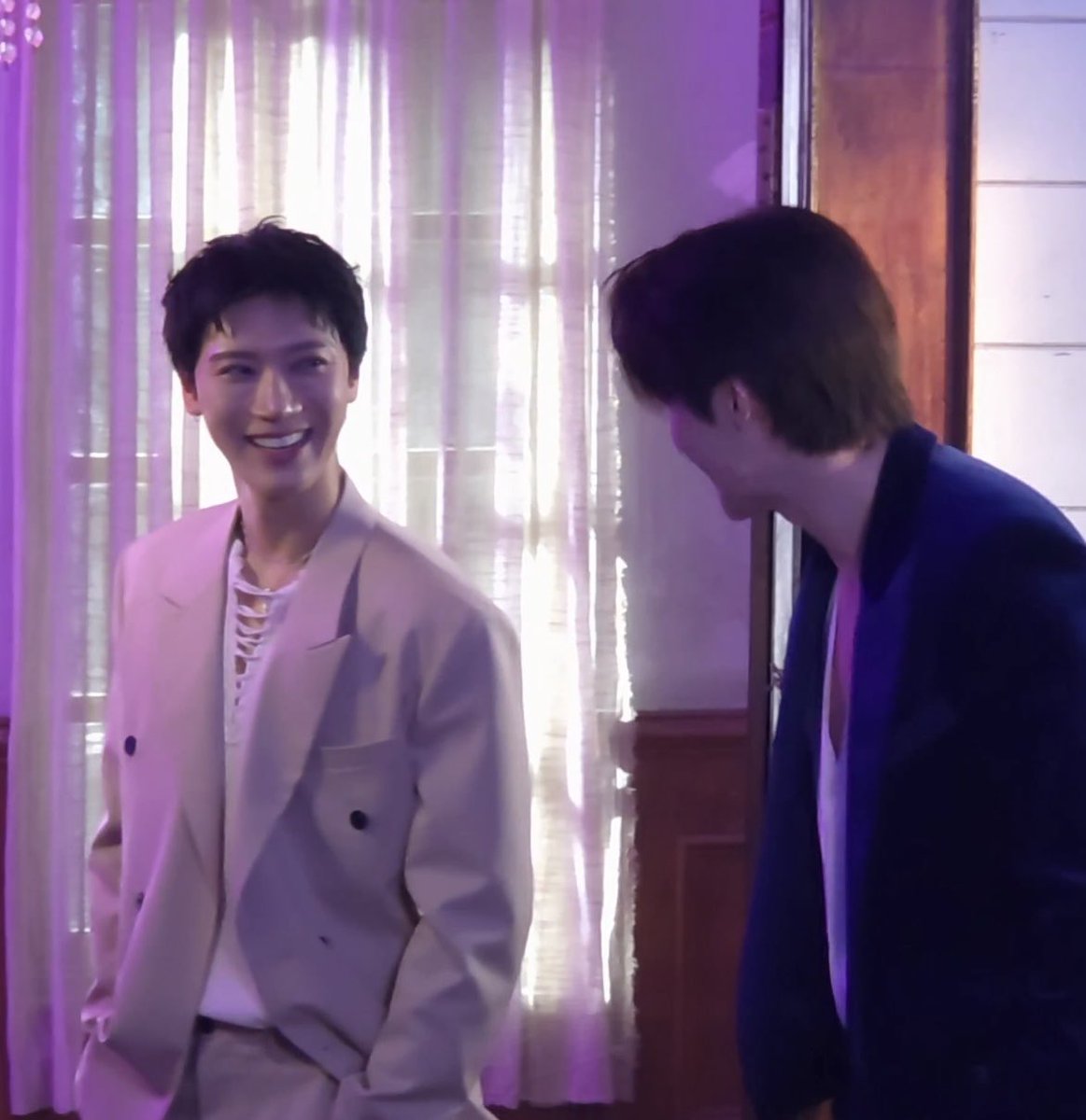 ฮอลลล์ ヅ tweet media