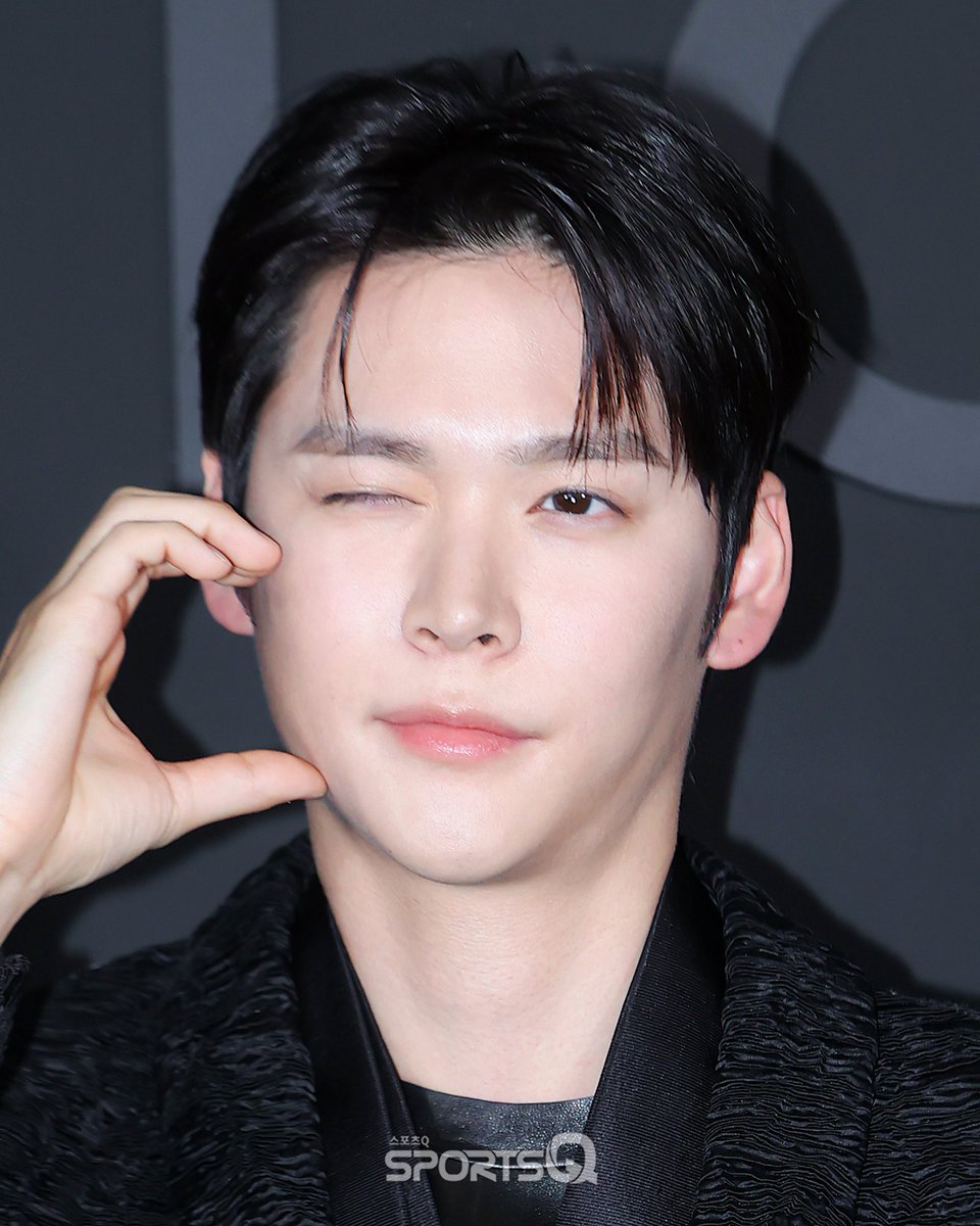 แจก 319 บาท 1 คน

สุ่มจาก rt + reply ติดแท็กนะคะ

톰포드 은석
EUNSEOK TOM FORD
#EUNSEOKxTOMFORD #은석
#송은석 #ウンソク #RIIZE #라이즈