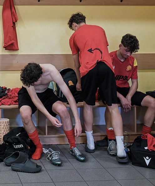 Straight Archives tweet media