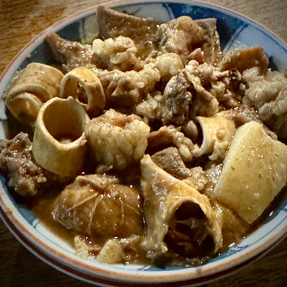 うめともつ tweet media