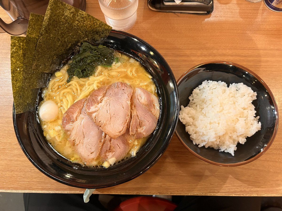 occho_shogun's tweet photo. 埼玉ラスト家系！ https://t.co/Ev0uiBqTft