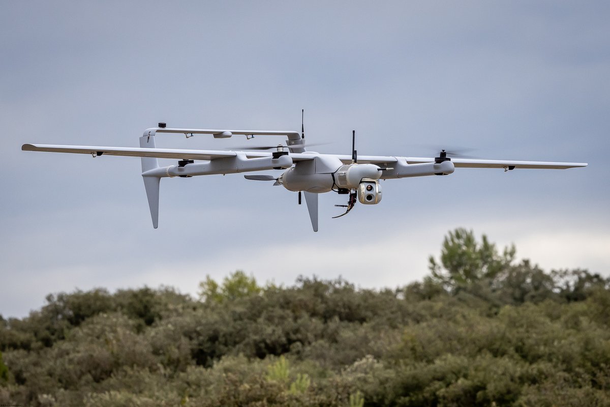 AirbusDefence's tweet image. Airbus successfully trialed a unique, first-of-its-kind forest firefighting system, linking aircraft, helicopters, drones, and ground personnel for highly accurate water drops and significantly faster fire extinguishment.

The trial used two drones and a light aircraft to capture