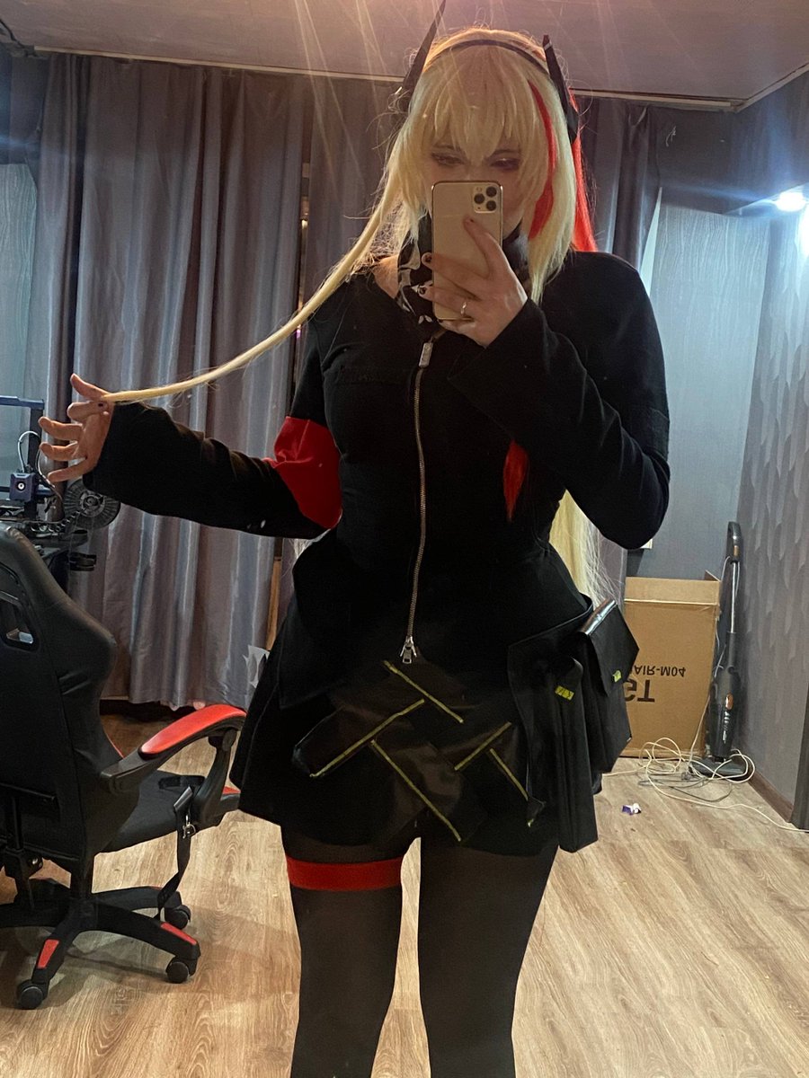 LAPA / лапа tweet media