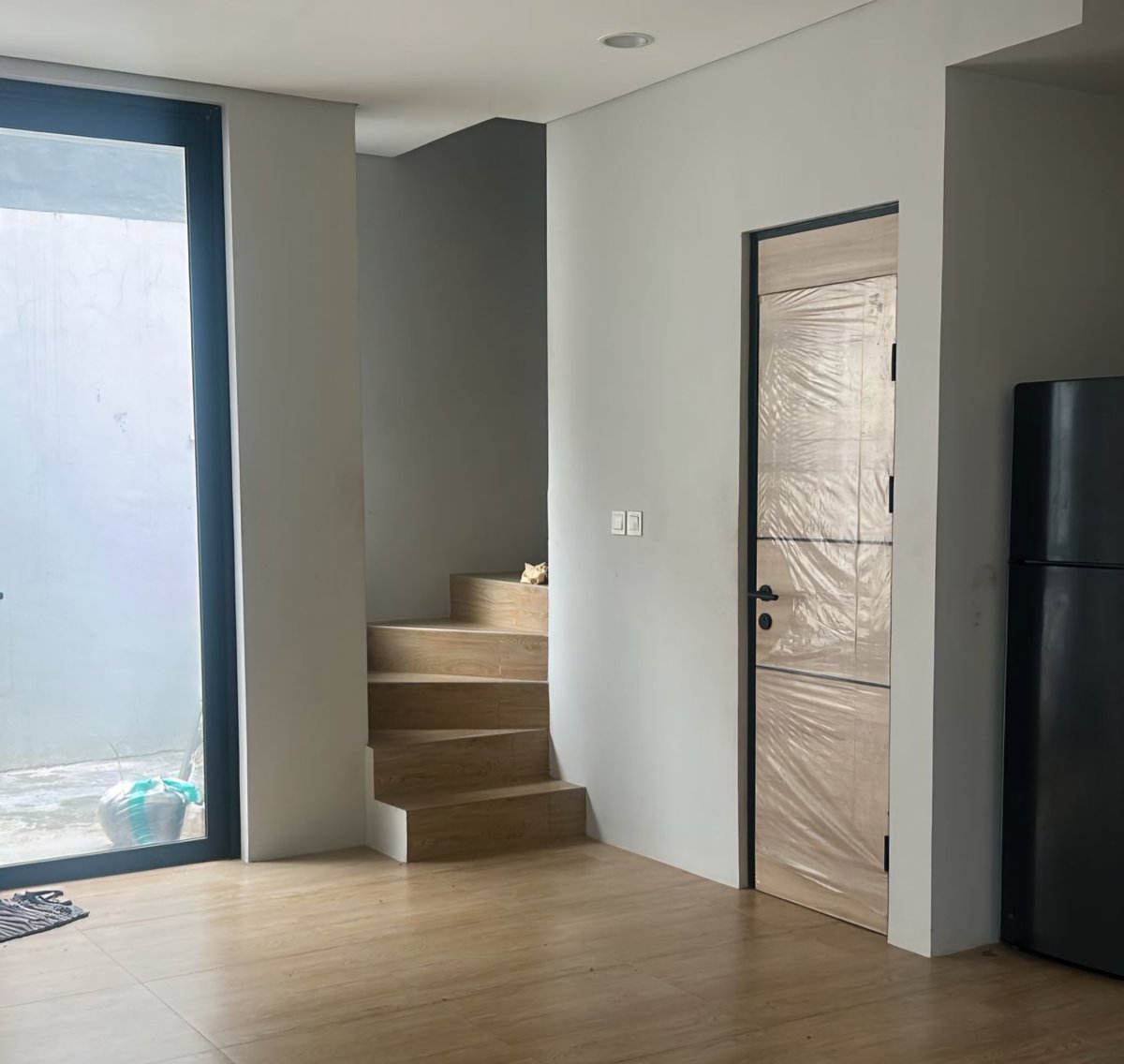 strombreakers_ tweet media