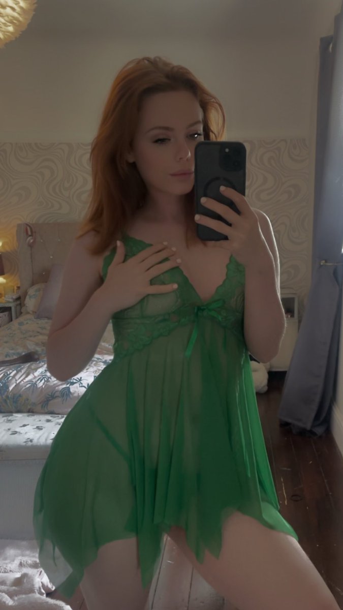 Ella Hughes tweet media