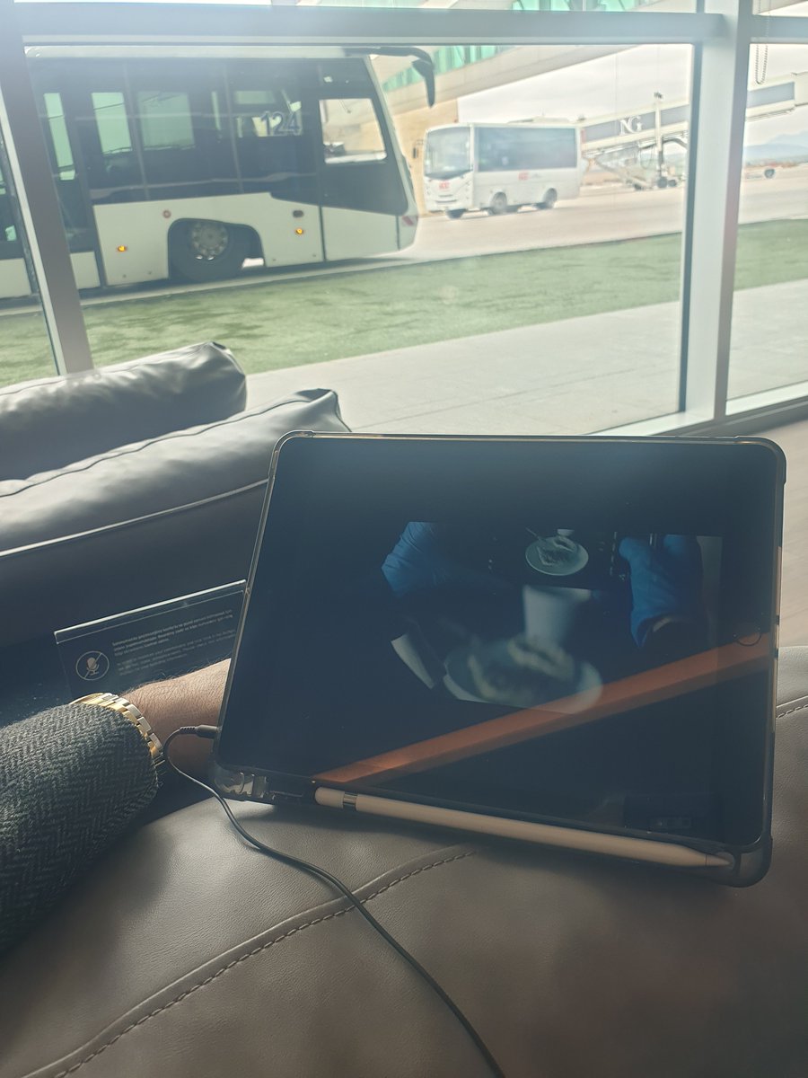 ⚜PARTAGAS⚜🥃🎶🥂💨 tweet media