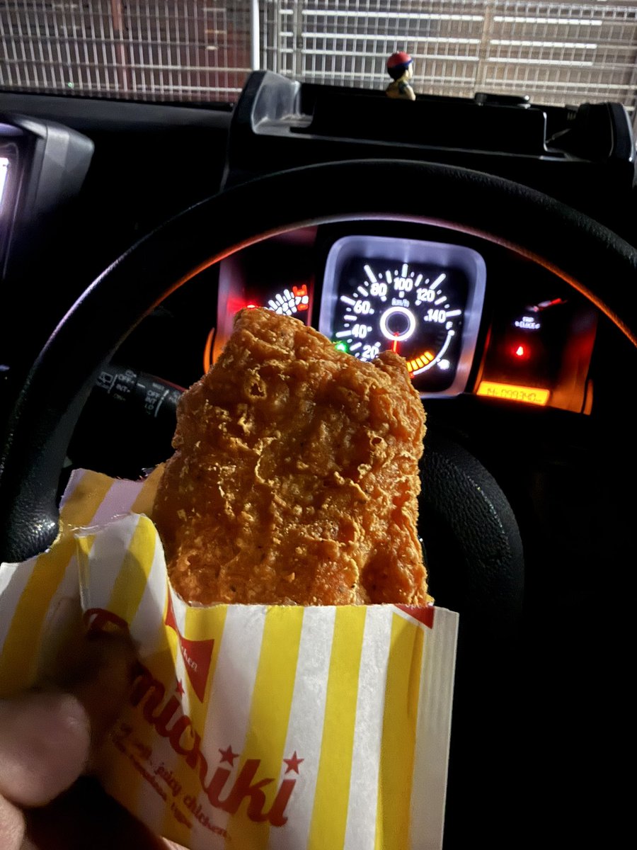 やんぱち tweet media