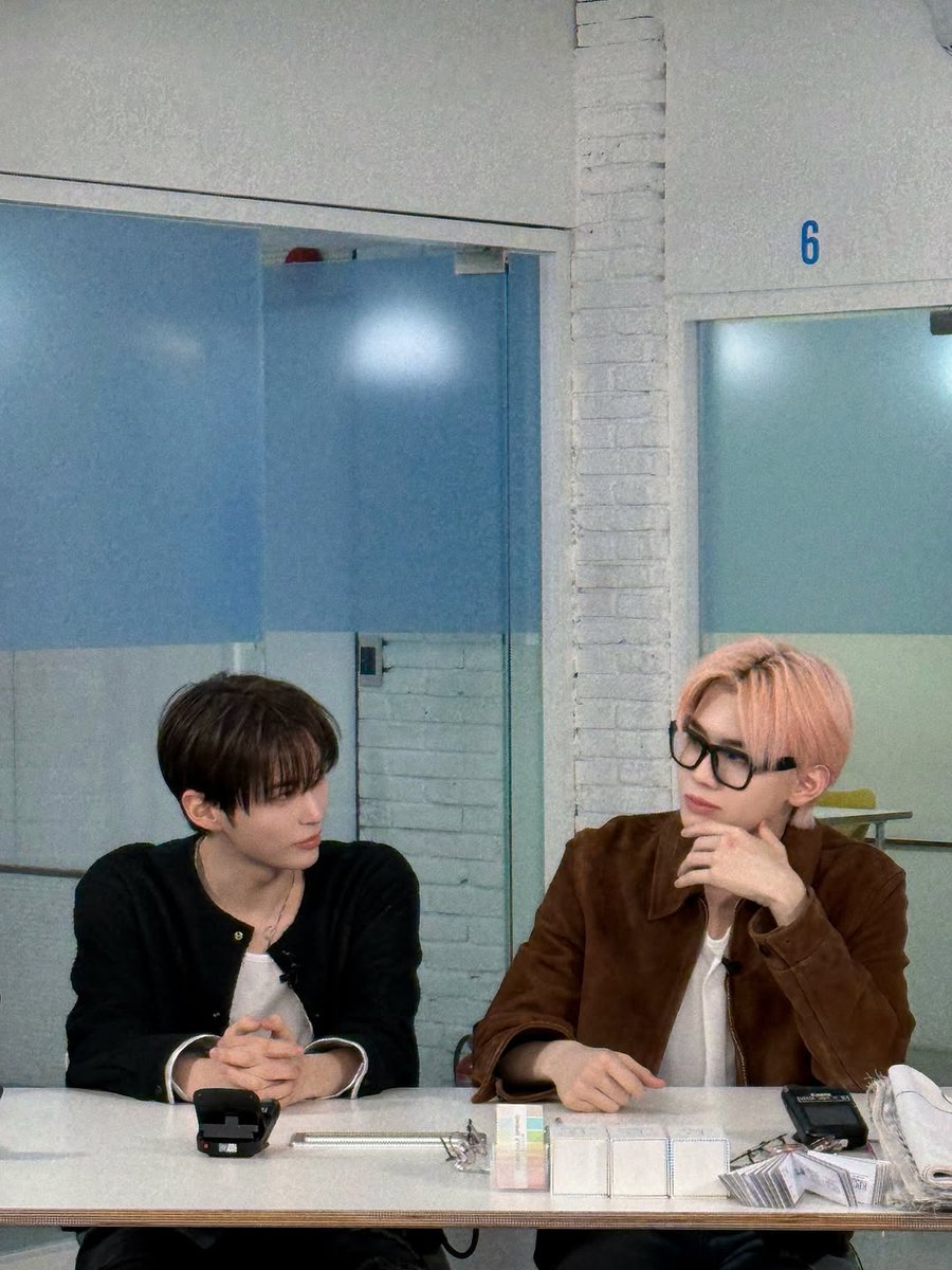 Sung Hanbin Brasil tweet media