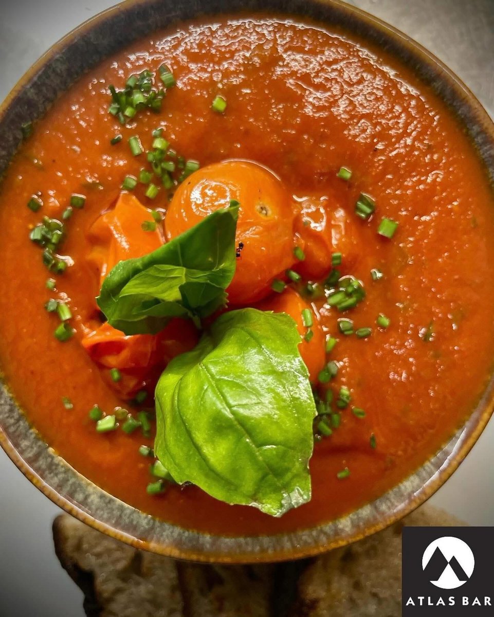 TheAtlasBar's tweet image. We’ve some fantastic, freshly made, useful my locally sourced ingredients, soup, sandwiches, bagels, and lunchtime treats, to brighten up your Thursday, #Manchester 
#goodfood #localbusiness