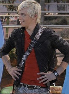 Daily Austin and Ally tweet media