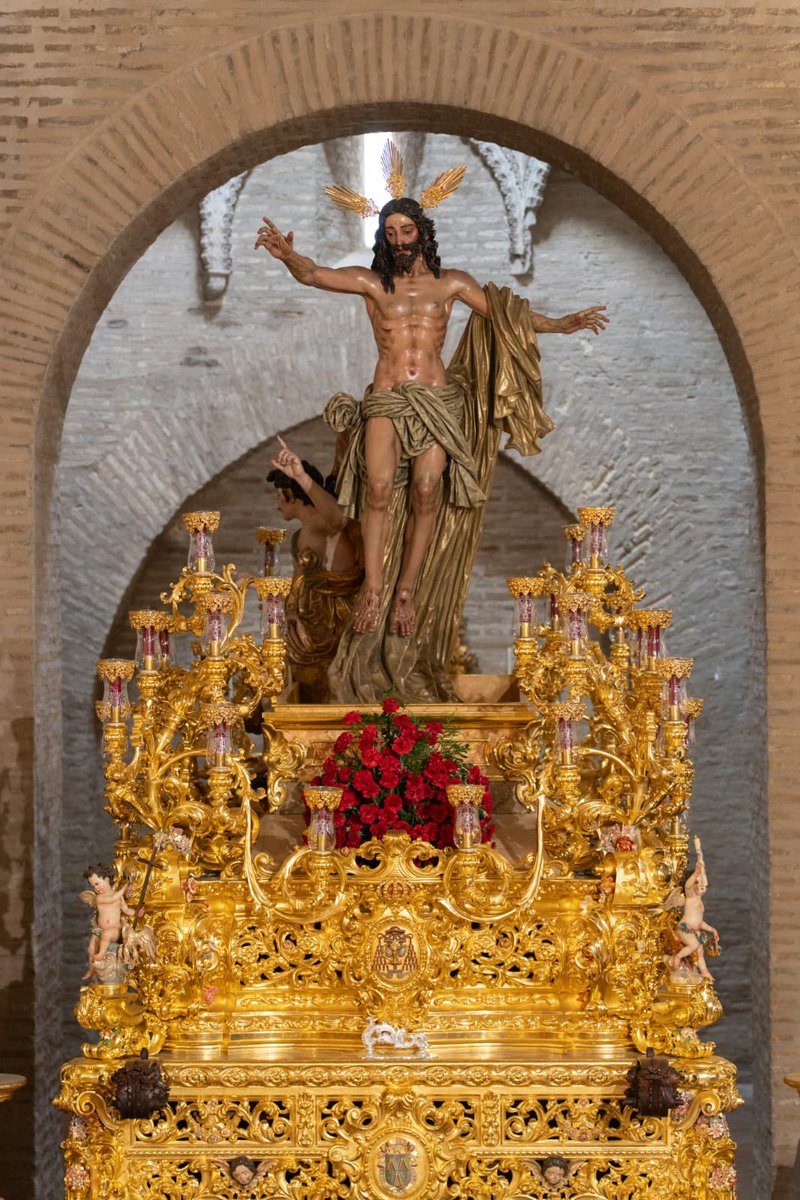 Resurrección Sevilla tweet media