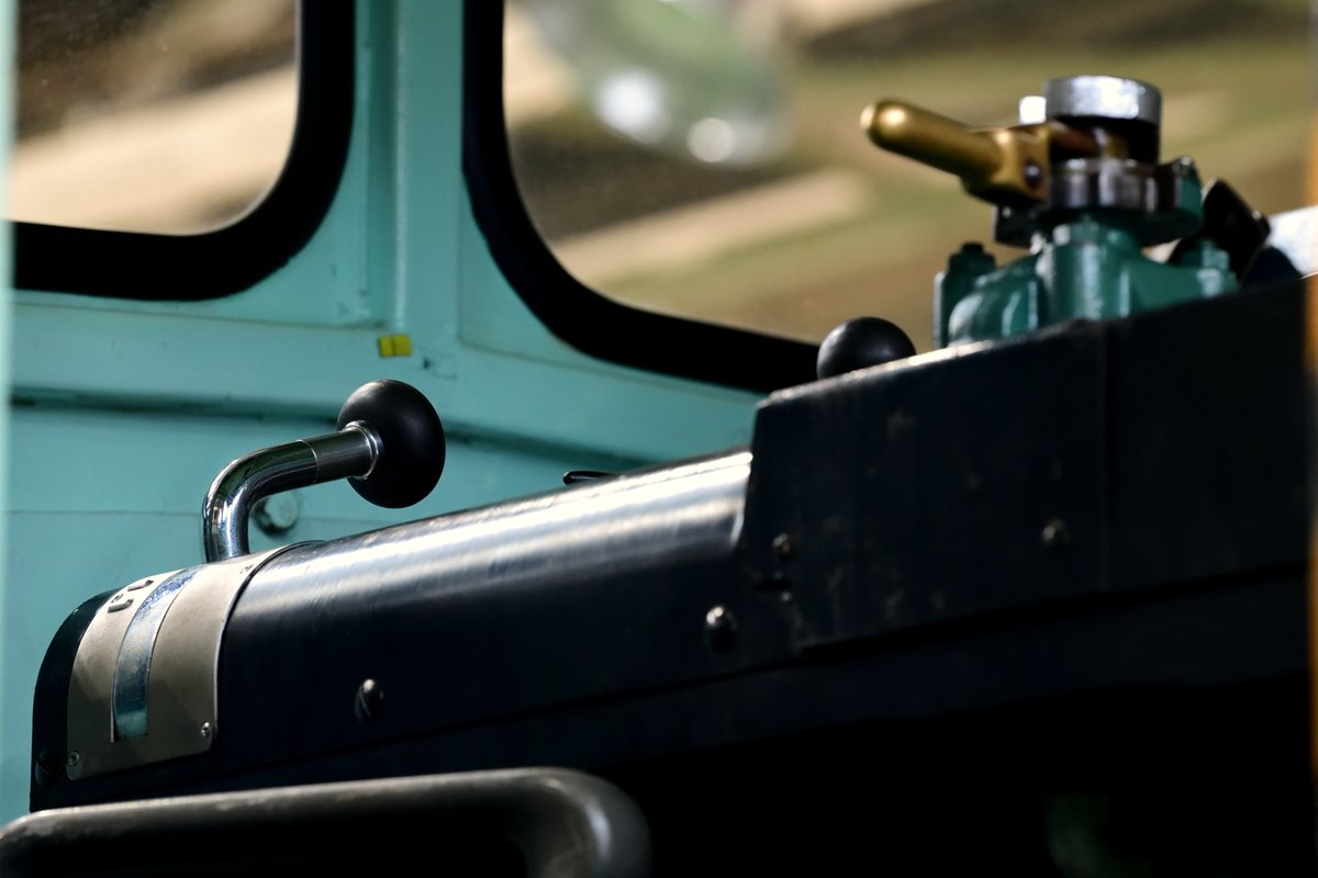 線閉中・続 tweet media