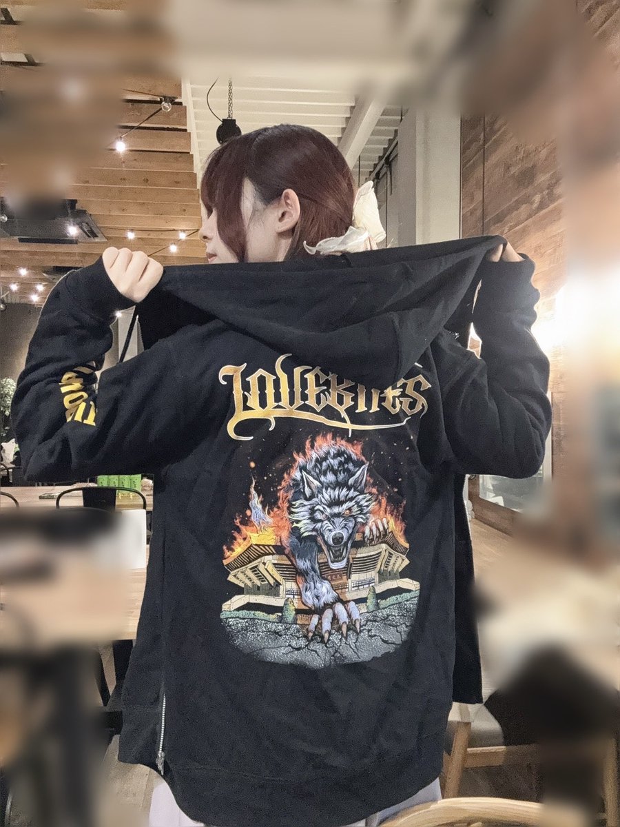 LOVEBITES tweet media