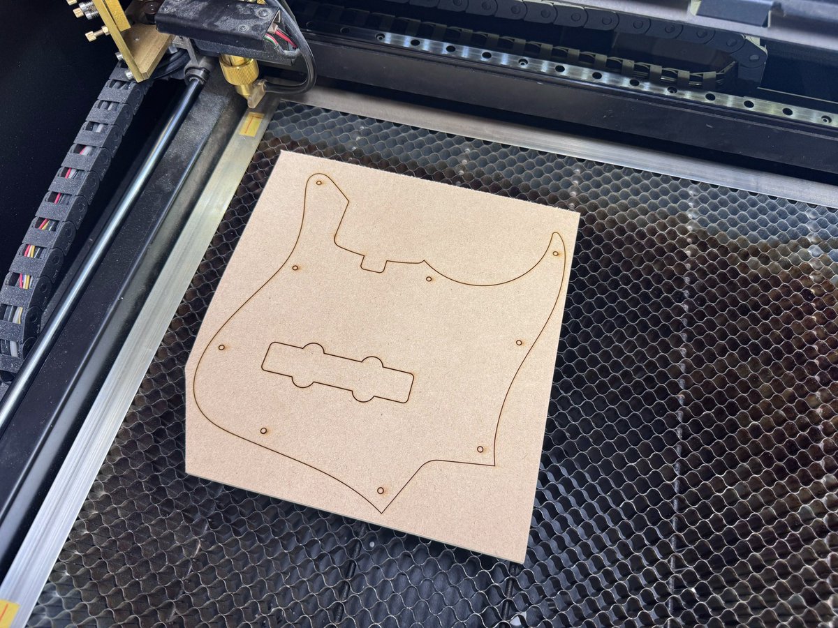 Geek IN Box tweet media