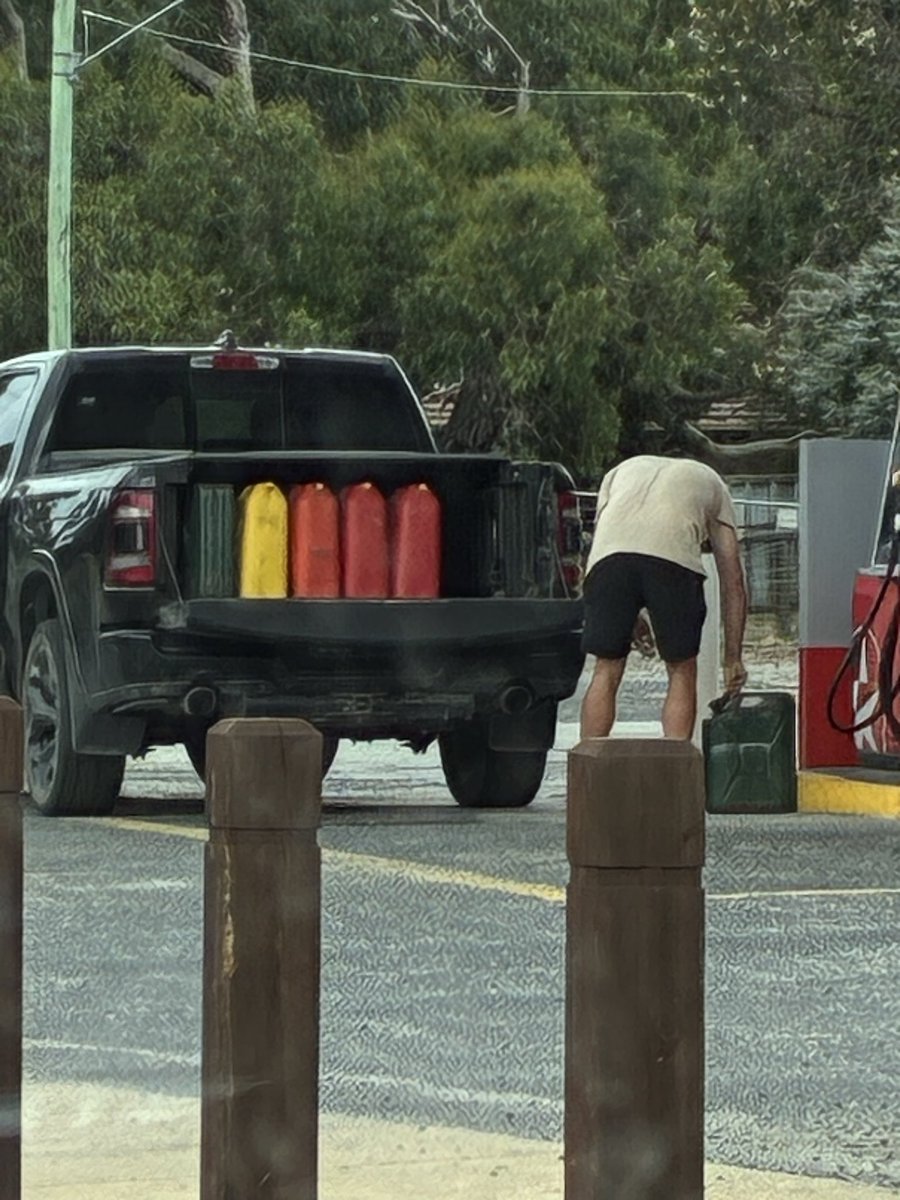 Alessandro Leonardi tweet media