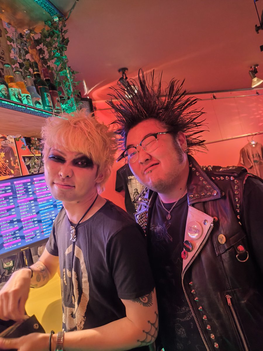 bEERPiGs_Dr's tweet photo. 3/20 (金) 柳ヶ瀬アンツ
漲 -MI·NA·GI- 企画
打チ鳴ル鼓動 其の一
入りからの打ち上げ&二軒目まで
スゲーたのしい時間でした
会場にいたみなさん
ありがとうございました!
#漲MINAGI
#共同戦線
#CONFRONT
#REJECT
#WEAKS
#bEERPiGs
#柳ヶ瀬アンツ
#打チ鳴ル鼓動 https://t.co/RdwpQSUjrN