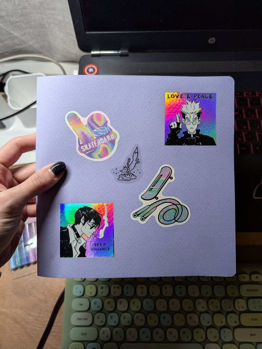 пицца с фантомасами tweet media