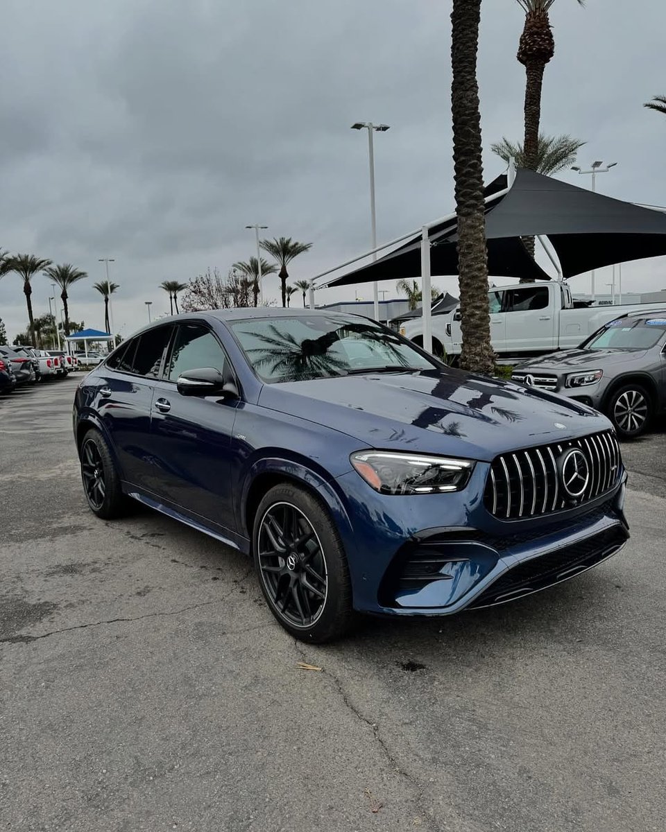 bald but my edges crispy tweet media