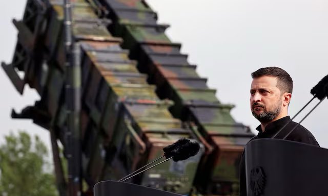 Globe Eye News tweet media