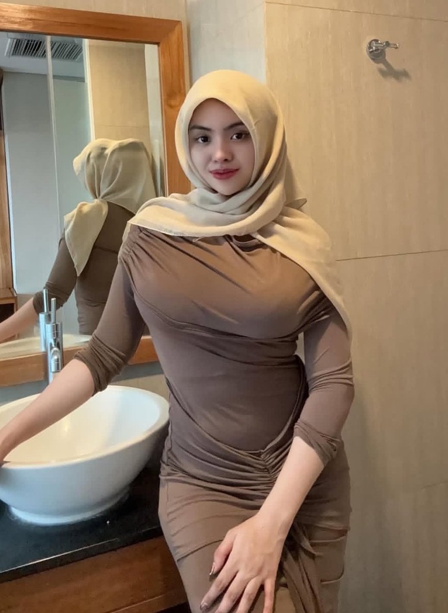 AeSading's tweet photo. *nadyavittt

#hijabhits https://t.co/NZ11ofydGS