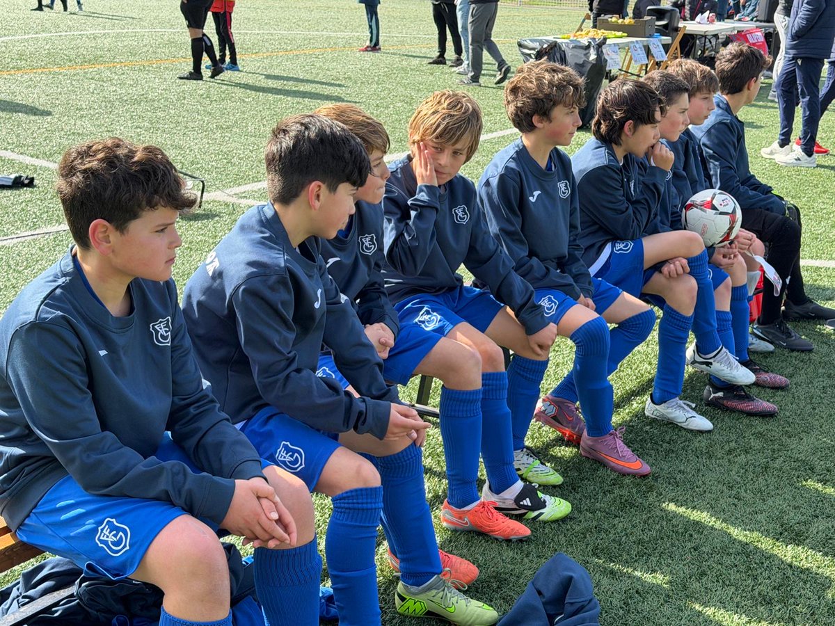 gipuzkoafutbola's tweet photo. 🔵⚪️ 𝐒𝐄𝐋𝐄𝐂𝐂𝐈𝐎́𝐍 𝐆𝐔𝐈𝐏𝐔𝐙𝐂𝐎𝐀𝐍𝐀 𝐃𝐄 𝐀𝐋𝐄𝐕𝐈𝐍𝐄𝐒

El pasado 19 de marzo, la Selección Guipuzcoana de Alevines participó en el torneo organizado por @CDAlipendi. Agradecemos al club la invitación al torneo.

Zorionak @CDAlipendi en vuestro primer centenario! https://t.co/SxyQ1zLodx