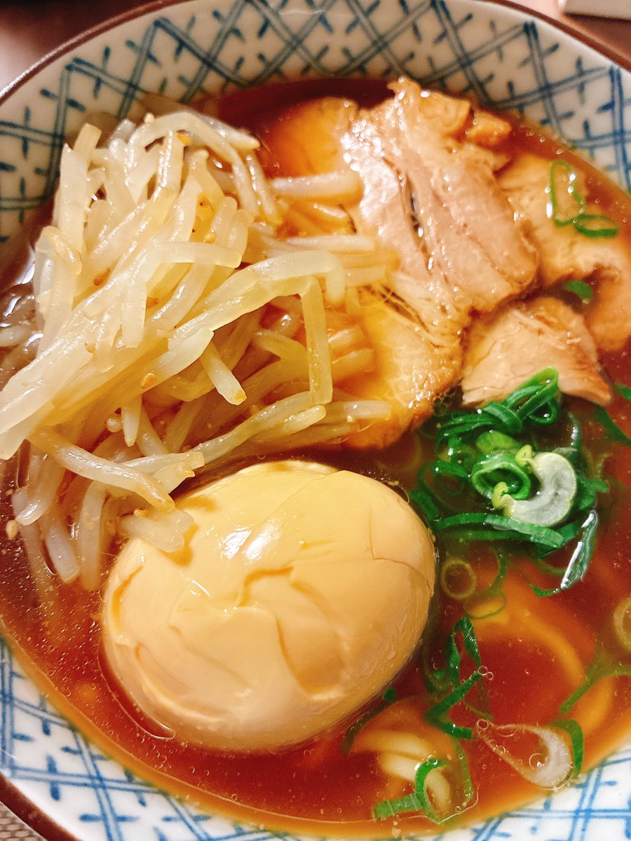 くるりんご tweet media