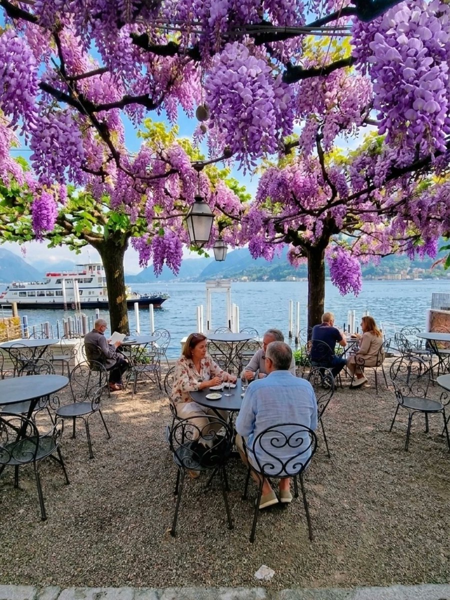 davidhuang96's tweet photo. Lake como, Italy https://t.co/510sozdlfa