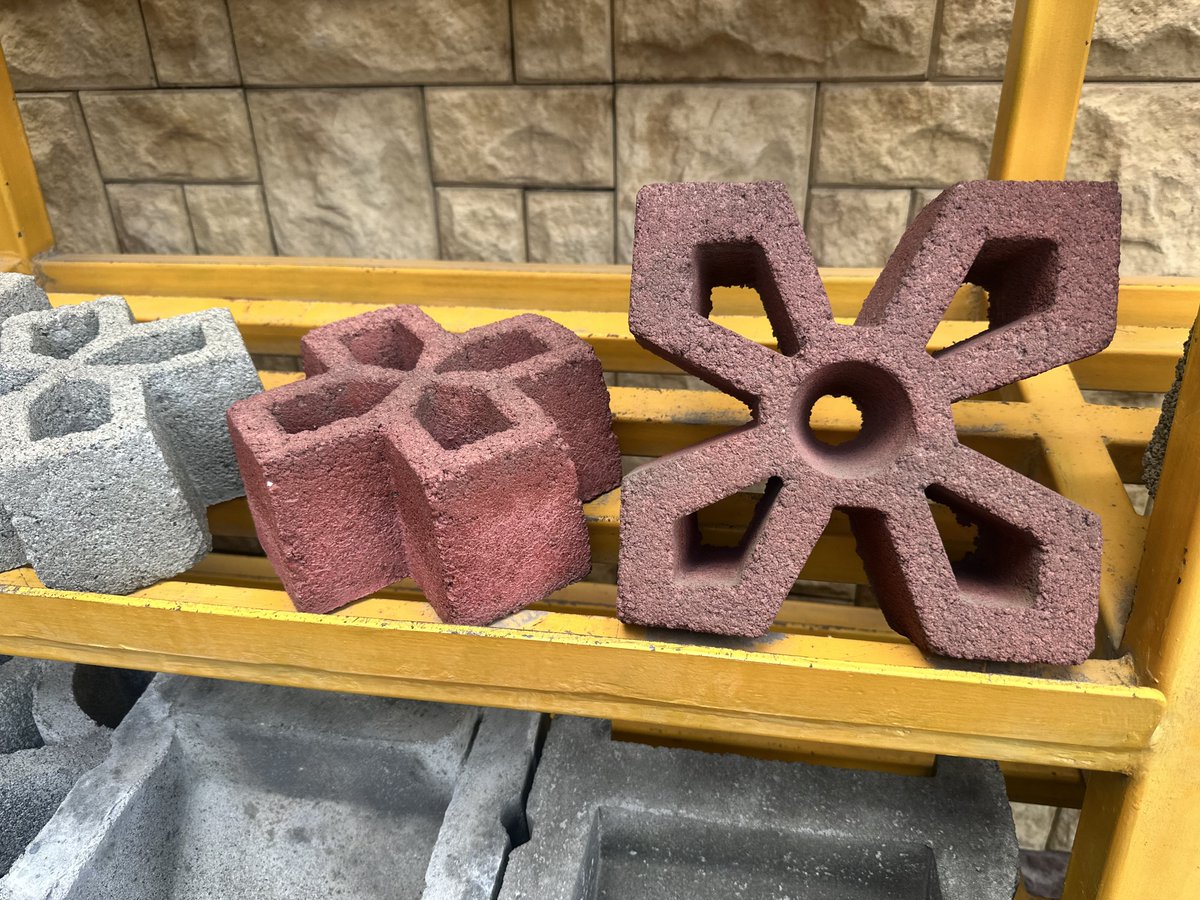 Sacrinos Π 🇰🇪✊🏿 tweet media