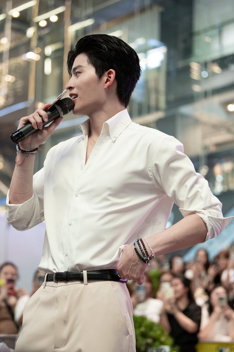 escapism•95 tweet media