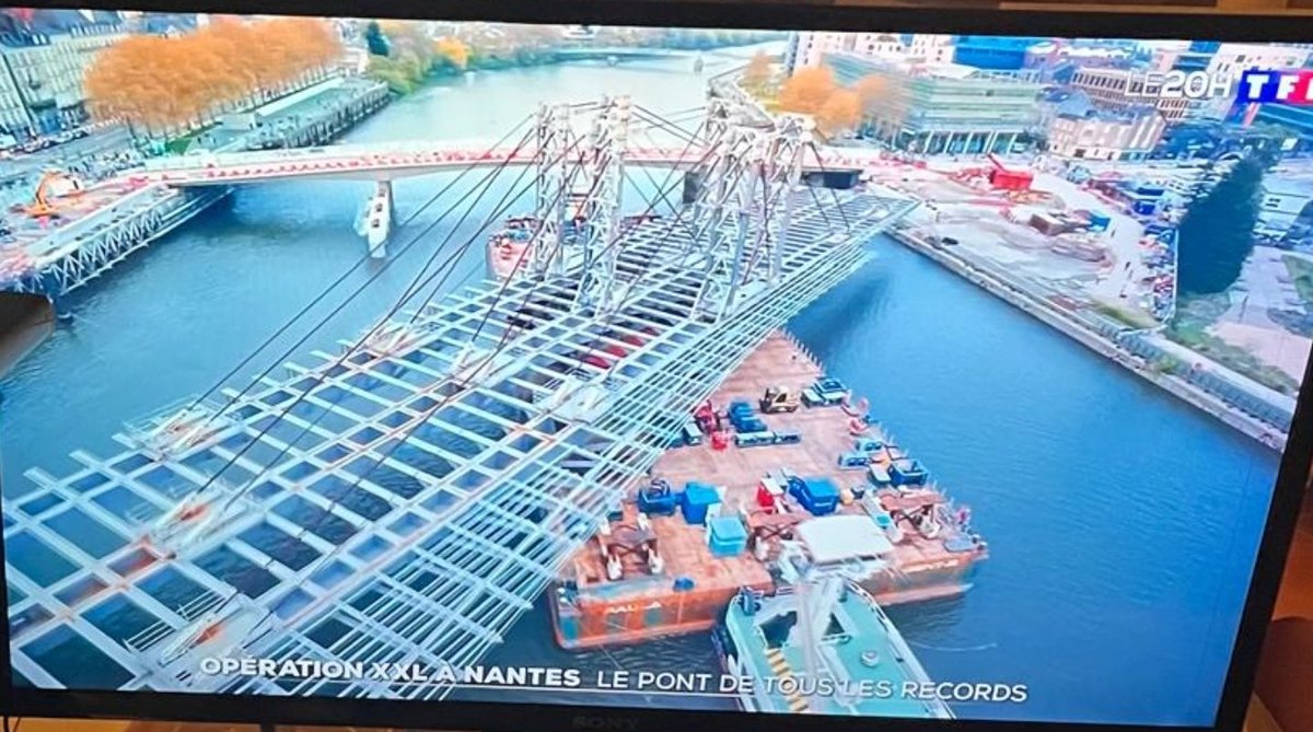 Claudio Borghi A. tweet media