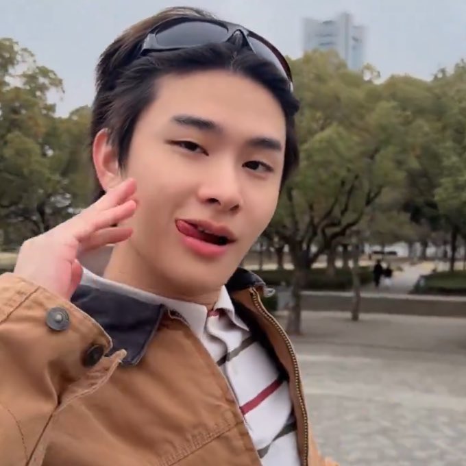 เล่นกับใจว่ะ