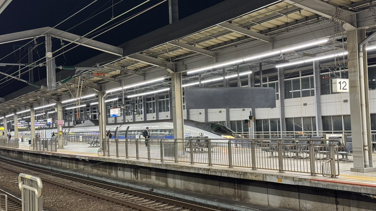 NUTSMAN201's tweet photo. なんと、まだ500系が走ってるじゃないか https://t.co/nMonlHx39L
