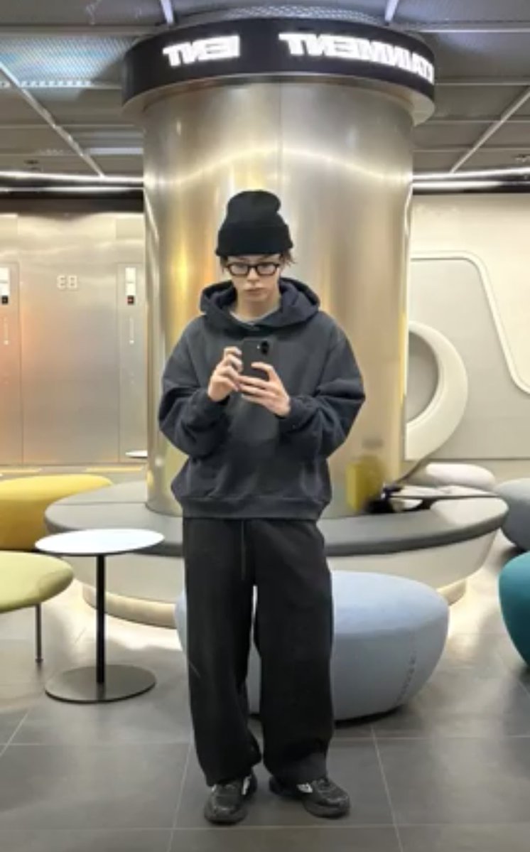 deliaell💋cek pinned tweet media